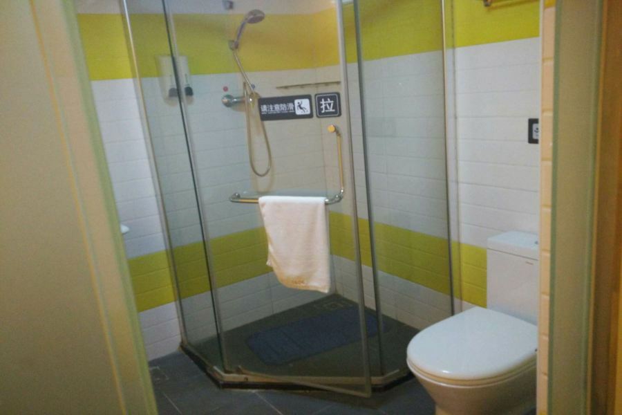 7Days Inn Guangzhou Jiaokou Subway Station 2Nd מראה חיצוני תמונה